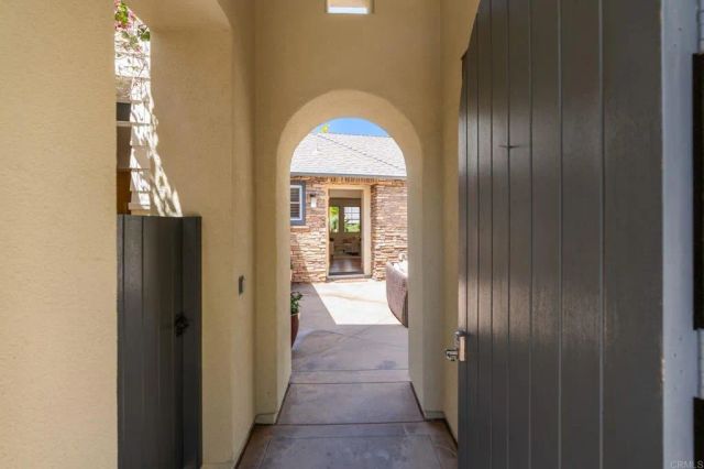 1904 Sheridan Road, Encinitas, CA 92024