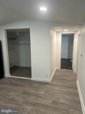 3 PLEASANT HILL AVE, Akron, PA 17501