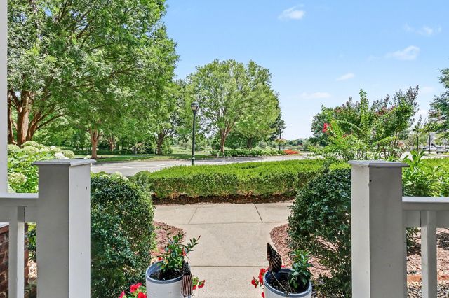 991 Westhaven Blvd Unit 10, Franklin, TN 37064