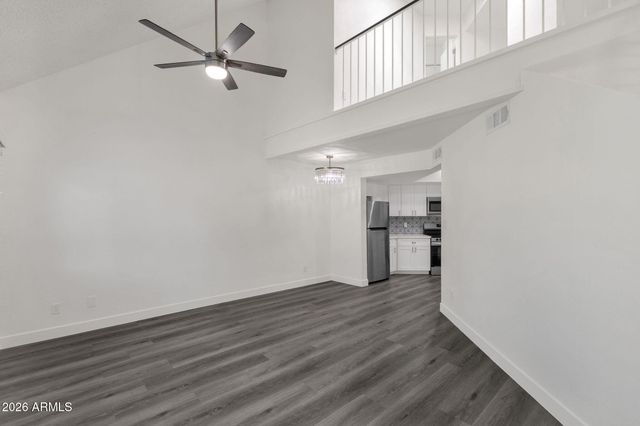 4126 W BOCA RATON Road, Phoenix, AZ 85053