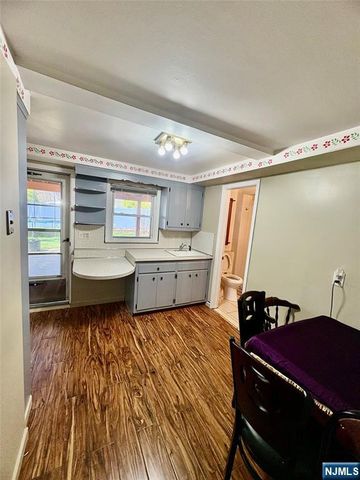 201 Rockland Avenue, River Vale, NJ 07675