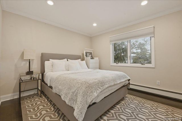 3311 Hewlett Avenue, Merrick, NY 11566