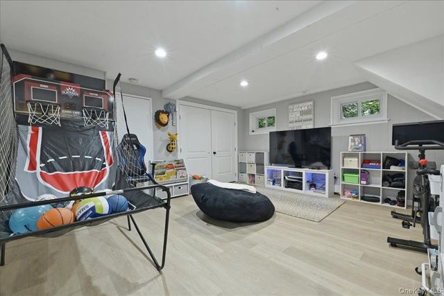 3311 Hewlett Avenue, Merrick, NY 11566