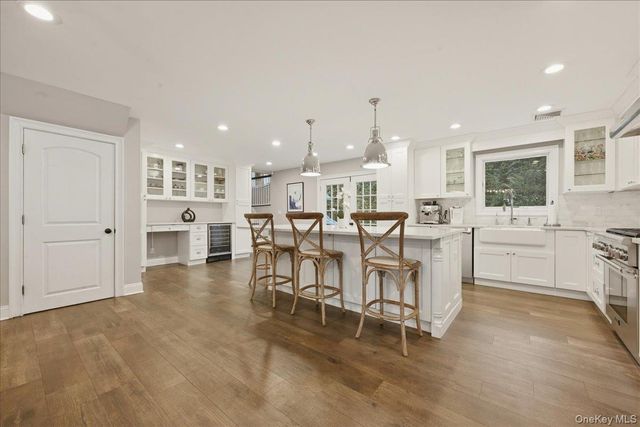 3311 Hewlett Avenue, Merrick, NY 11566