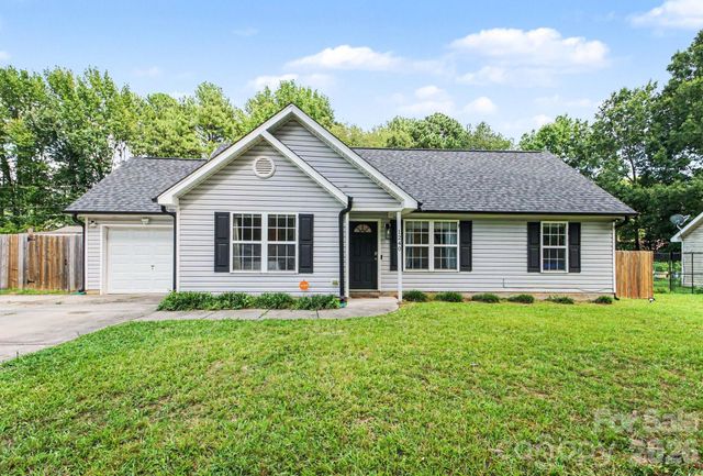1240 Log Cabin Road, Charlotte, NC 28213