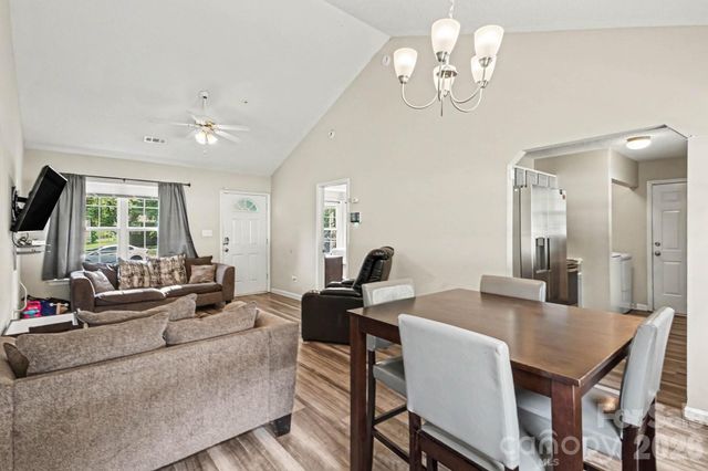 1240 Log Cabin Road, Charlotte, NC 28213