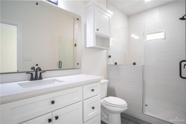 2104 E Viviana Street, Edinburg, TX 78542