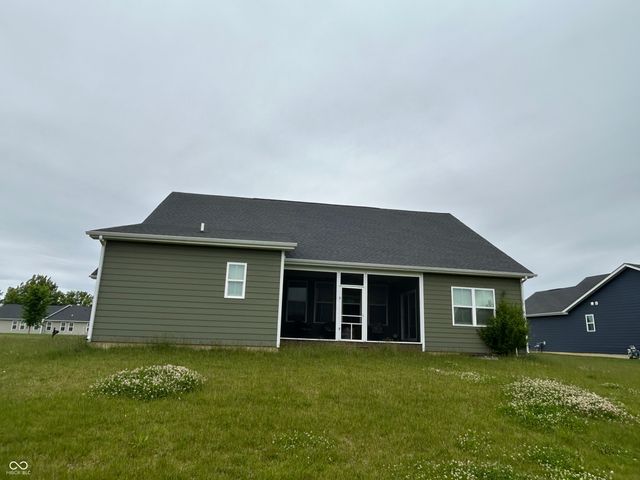 298 Larimar Drive, Whiteland, IN 46184