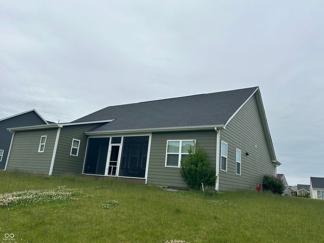 298 Larimar Drive, Whiteland, IN 46184