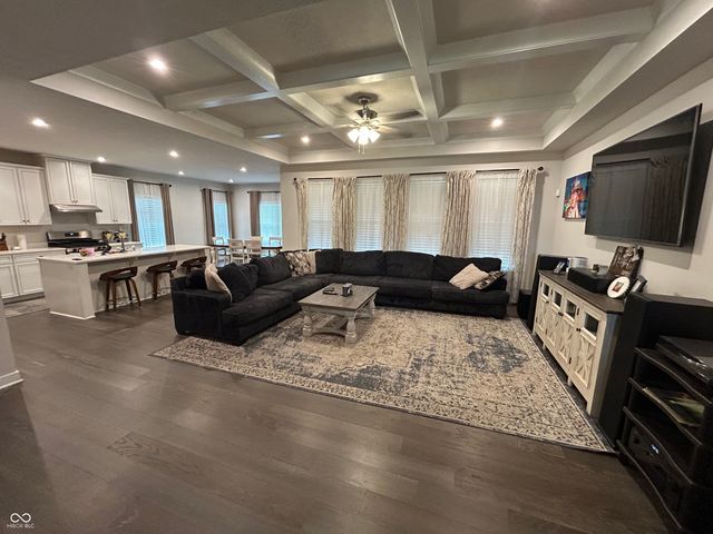 298 Larimar Drive, Whiteland, IN 46184