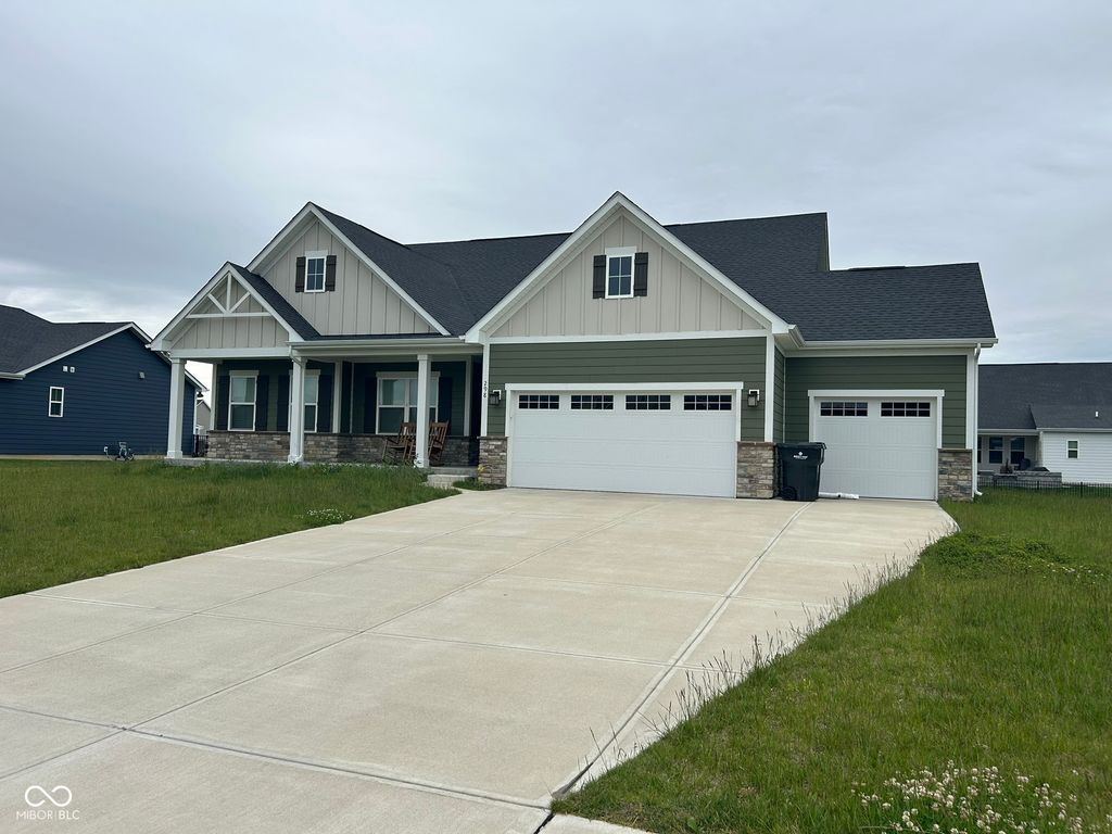 298 Larimar Drive, Whiteland, IN 46184
