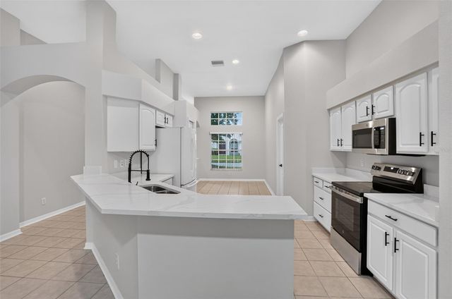 11610 JORDANS LANDING COURT, Riverview, FL 33569