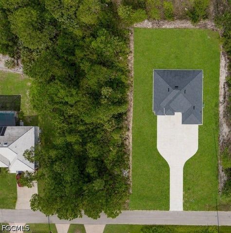 809 Magnolia AVE, Lehigh Acres, FL 33972
