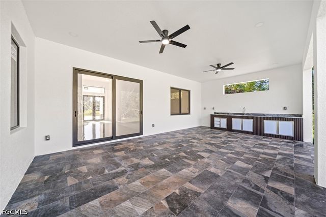 809 Magnolia AVE, Lehigh Acres, FL 33972