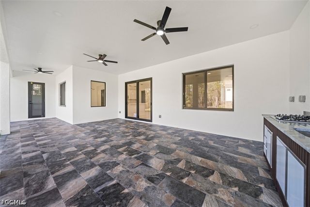 809 Magnolia AVE, Lehigh Acres, FL 33972