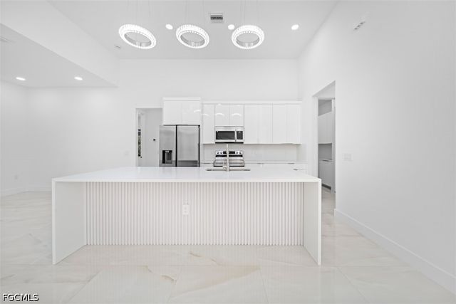809 Magnolia AVE, Lehigh Acres, FL 33972