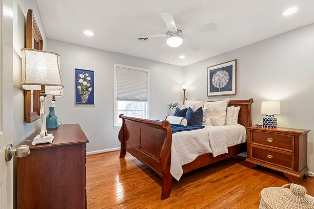 2848 Kaye Dr, Thompsons Station, TN 37179