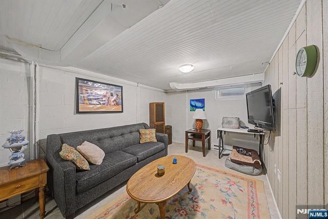 714 5th Street, Carlstadt, NJ 07072