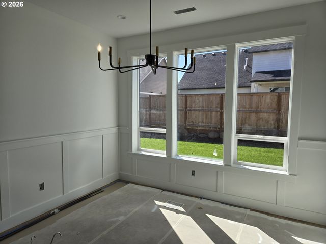 2017 Se 10TH Pl, Canby, OR 97013