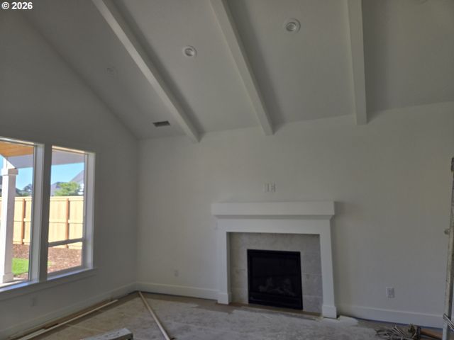 2017 Se 10TH Pl, Canby, OR 97013
