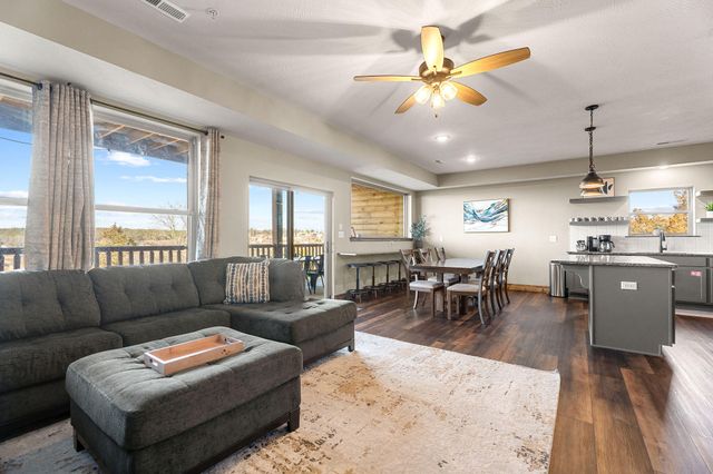 270 Indian Summer Lane 736, Branson, MO 65616