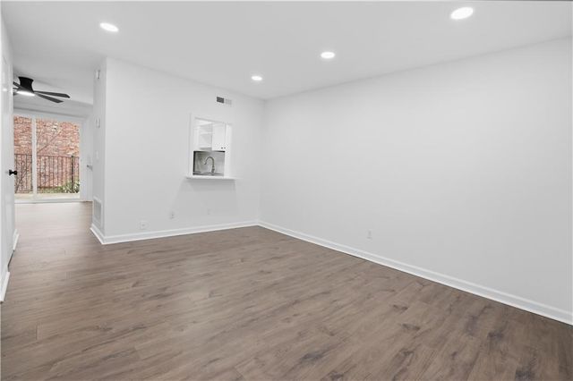 3113 Colonial Way L, Atlanta, GA 30341