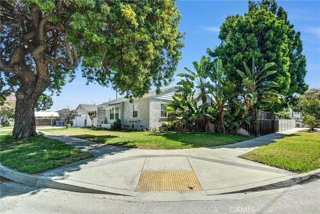 5960 Pepperwood Avenue, Lakewood, CA 90712