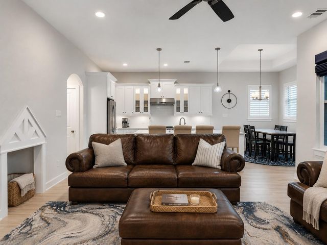 49 Wyndemere Drive, Montgomery, TX 77356