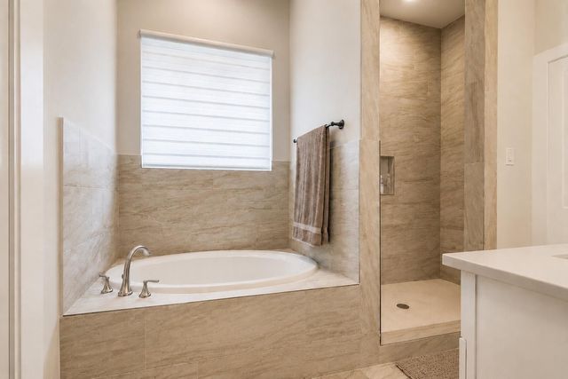 49 Wyndemere Drive, Montgomery, TX 77356