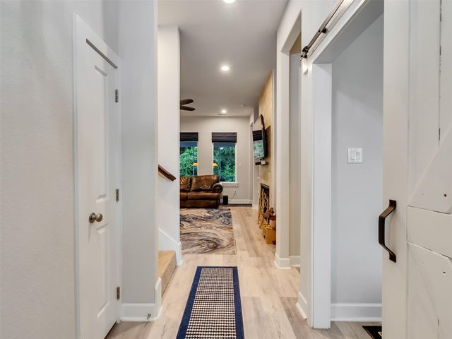 49 Wyndemere Drive, Montgomery, TX 77356