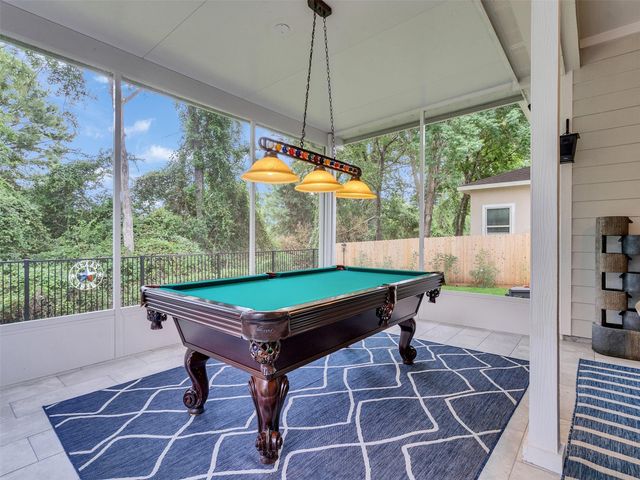 49 Wyndemere Drive, Montgomery, TX 77356