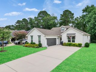 49 Wyndemere Drive, Montgomery, TX 77356