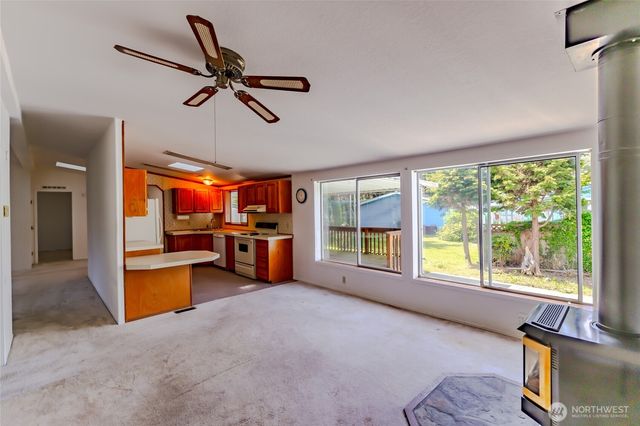 2119 Victoria Avenue, Port Townsend, WA 98368