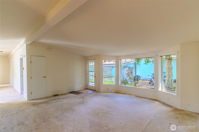 2119 Victoria Avenue, Port Townsend, WA 98368