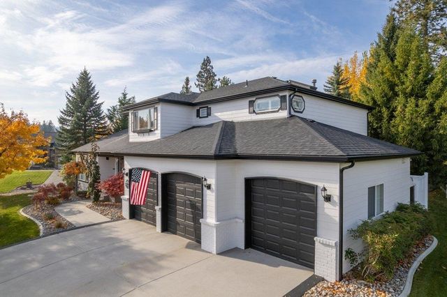 5060 S Hillcrest Ln, Veradale, WA 99037