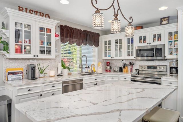 5060 S Hillcrest Ln, Veradale, WA 99037