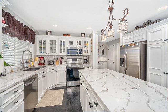 5060 S Hillcrest Ln, Veradale, WA 99037