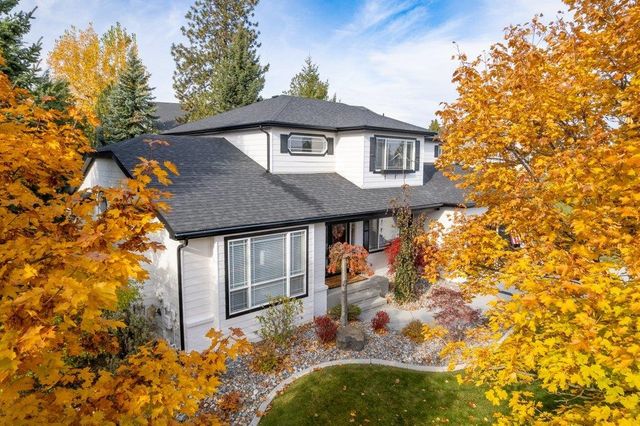 5060 S Hillcrest Ln, Veradale, WA 99037