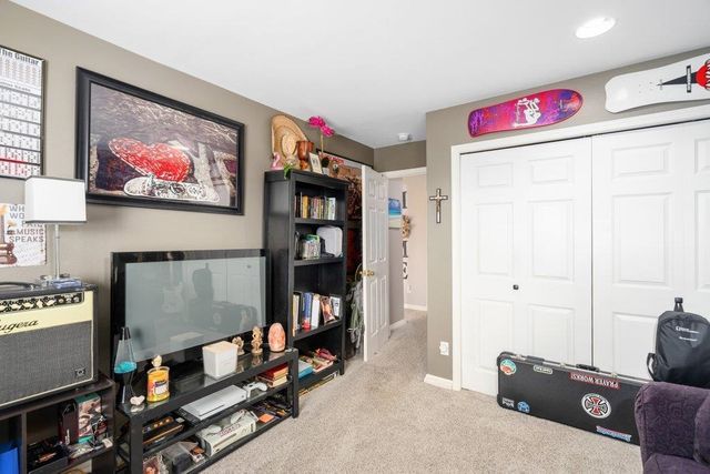 5060 S Hillcrest Ln, Veradale, WA 99037