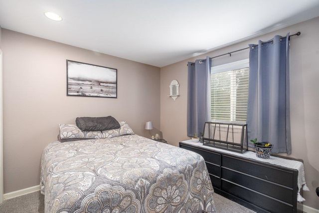 5060 S Hillcrest Ln, Veradale, WA 99037