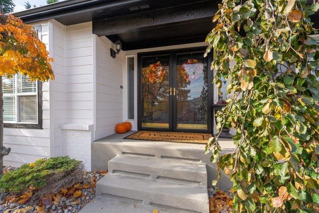 5060 S Hillcrest Ln, Veradale, WA 99037