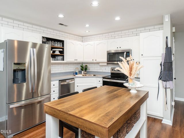 6419 Bellcross Trail, Whitsett, NC 27377