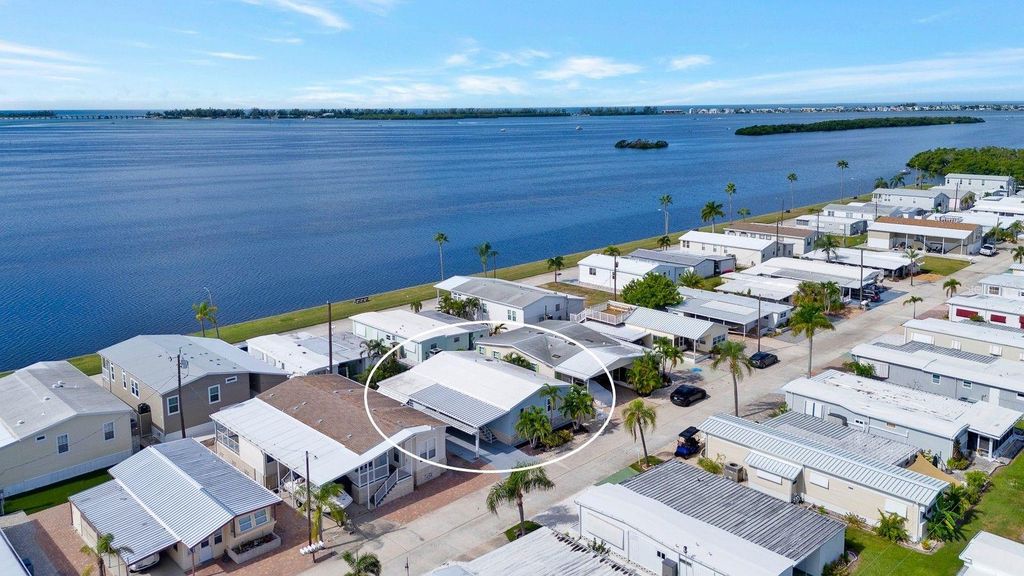 10315 CORTEZ ROAD W 7F, BRADENTON, FL 34210 — photo 2