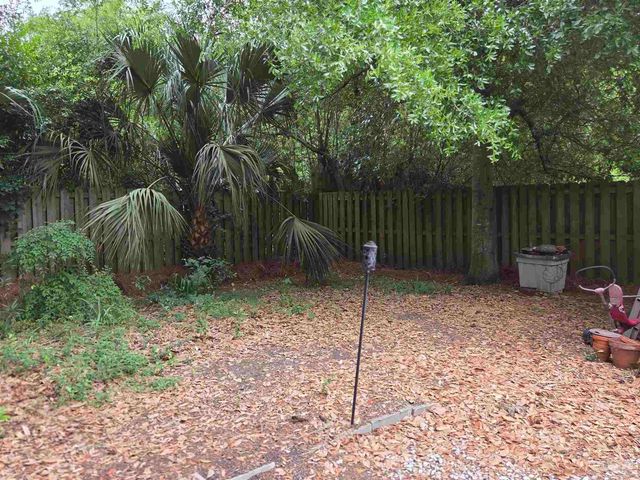 120 Country Club Rd, Pensacola, FL 32507