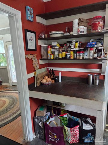120 Country Club Rd, Pensacola, FL 32507