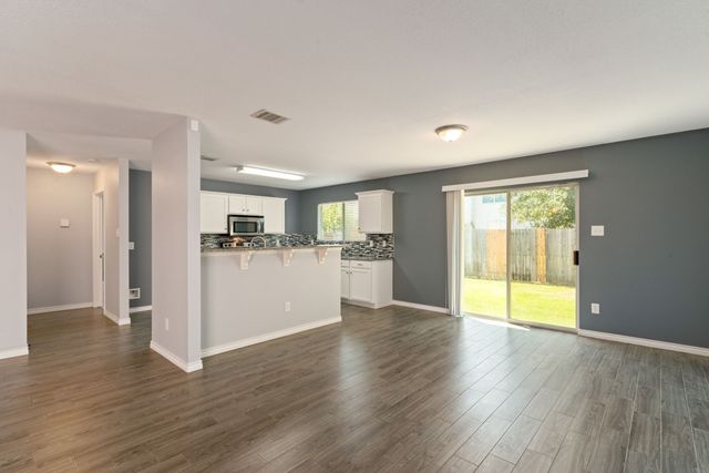 4908 Meadow Trails Drive, Fort Worth, TX 76244