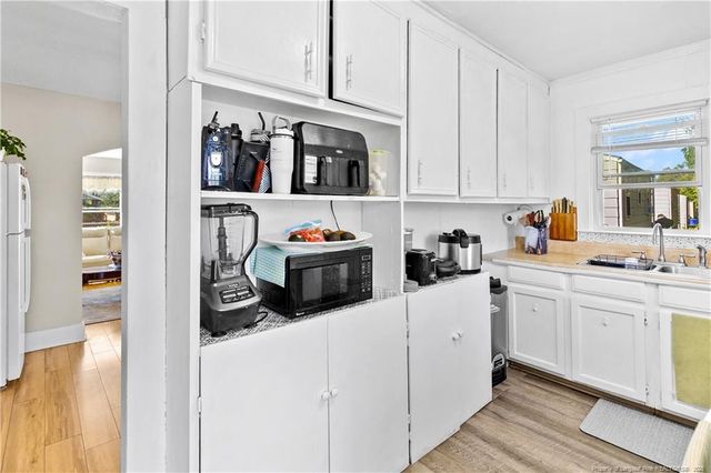 102 Scarborough Street, Spring Lake, NC 28390