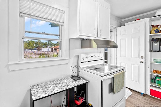 102 Scarborough Street, Spring Lake, NC 28390