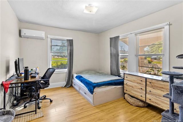 102 Scarborough Street, Spring Lake, NC 28390