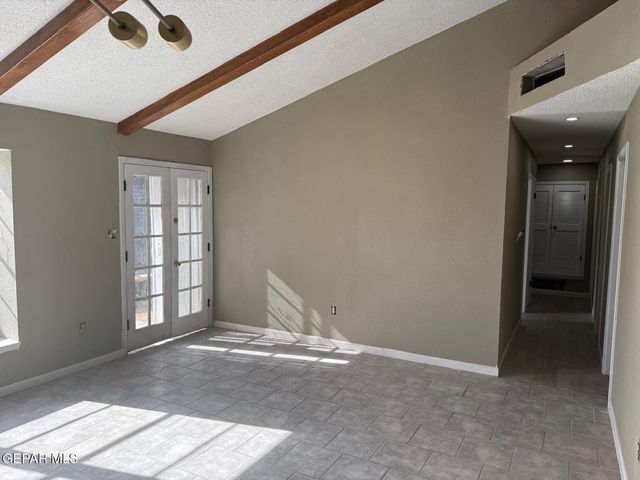 8533 PADDLEFOOT Lane, El Paso, TX 79907